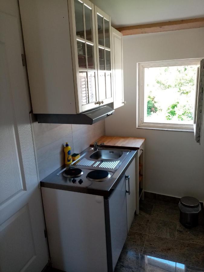 Casa Di Marko 105 M2 Garden Apartment Ровин Екстериор снимка