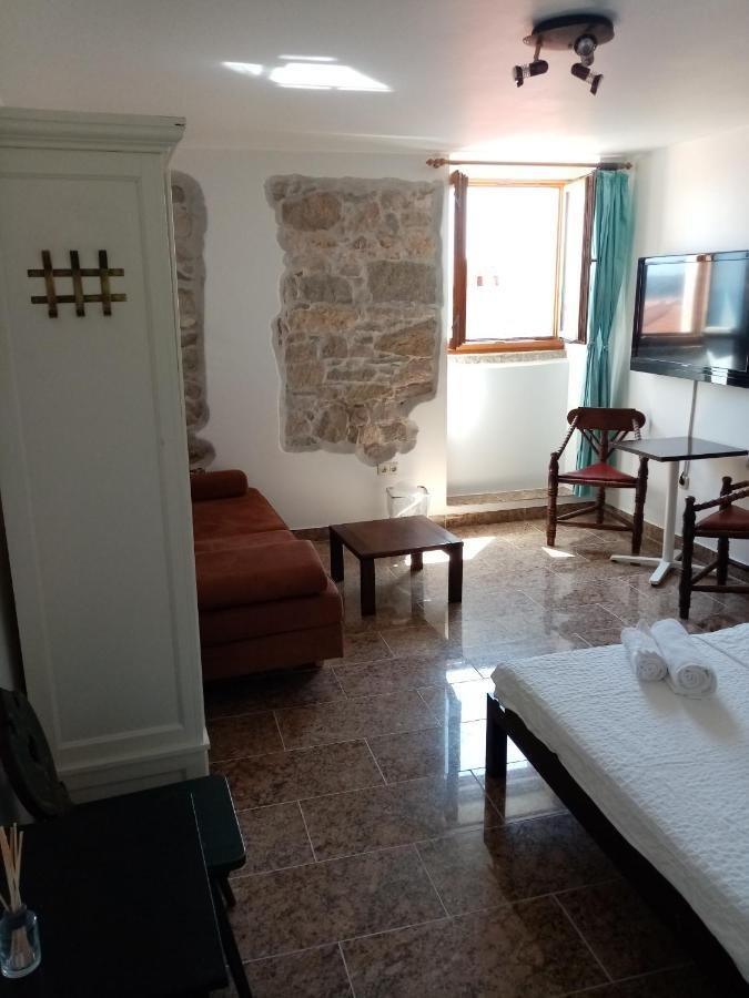Casa Di Marko 105 M2 Garden Apartment Ровин Екстериор снимка