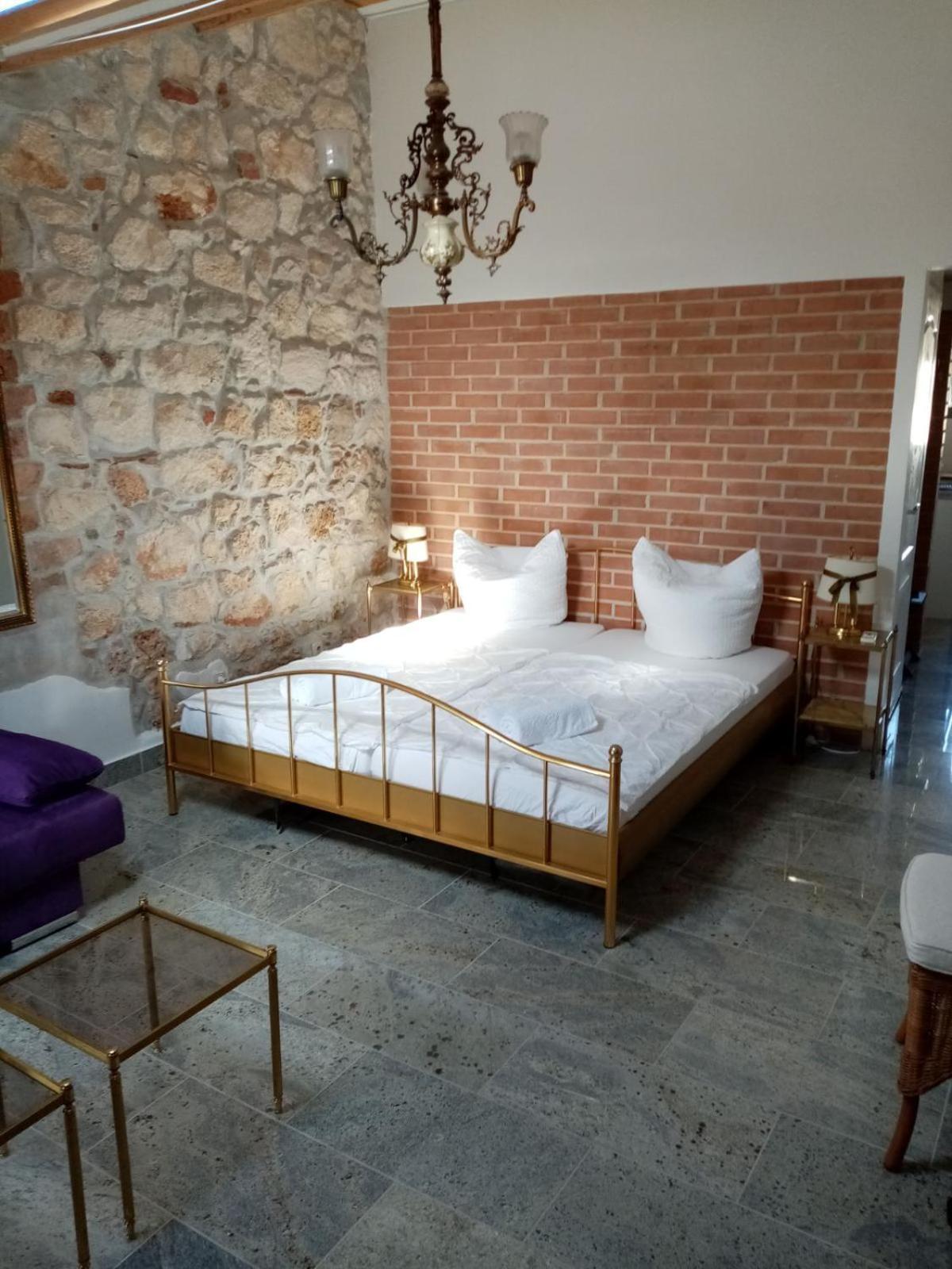 Casa Di Marko 105 M2 Garden Apartment Ровин Екстериор снимка